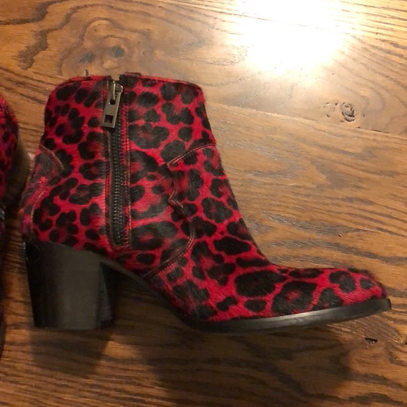 Red booties - Picture 2 of 4